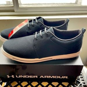 Under armour -  black sneakers